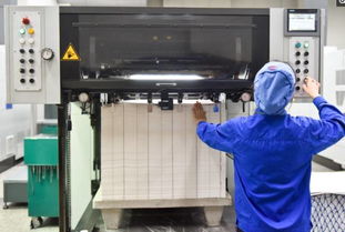 荐读 实拍造币厂员工的生活,对钱毫无感觉,从不担心工资被拖欠